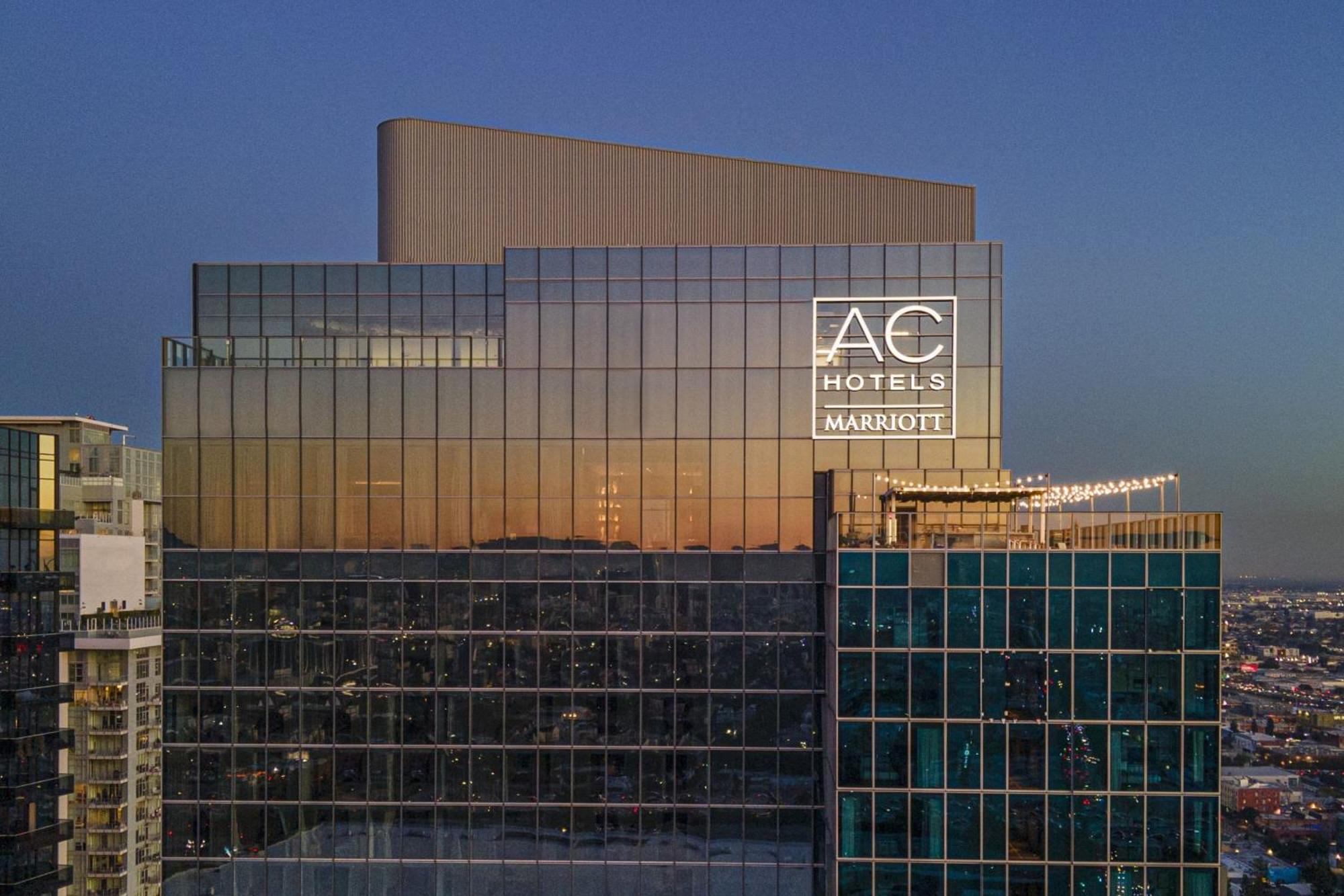 Ac Hotel By Marriott Downtown Лос Анджелис Екстериор снимка