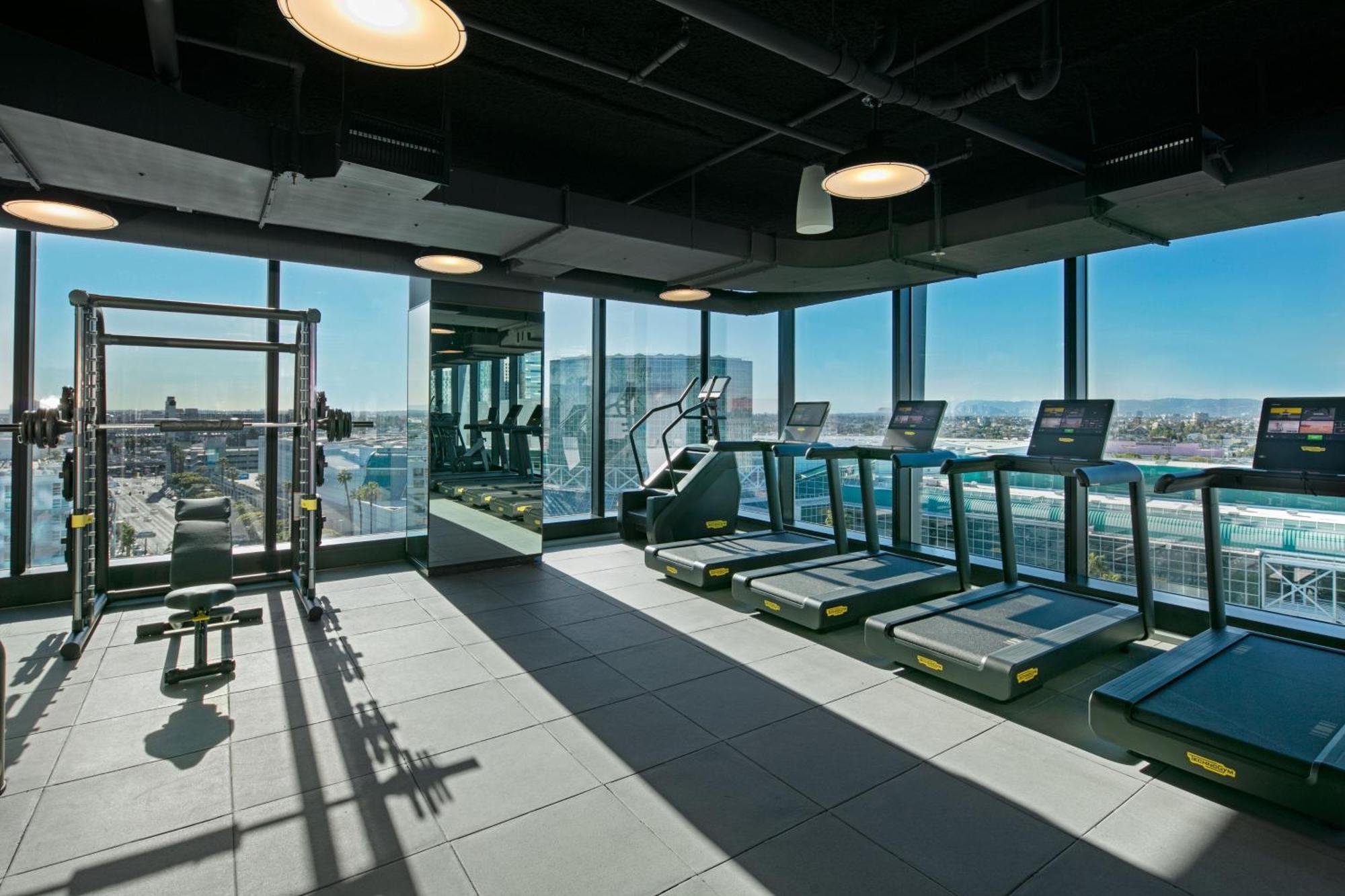 Ac Hotel By Marriott Downtown Лос Анджелис Екстериор снимка