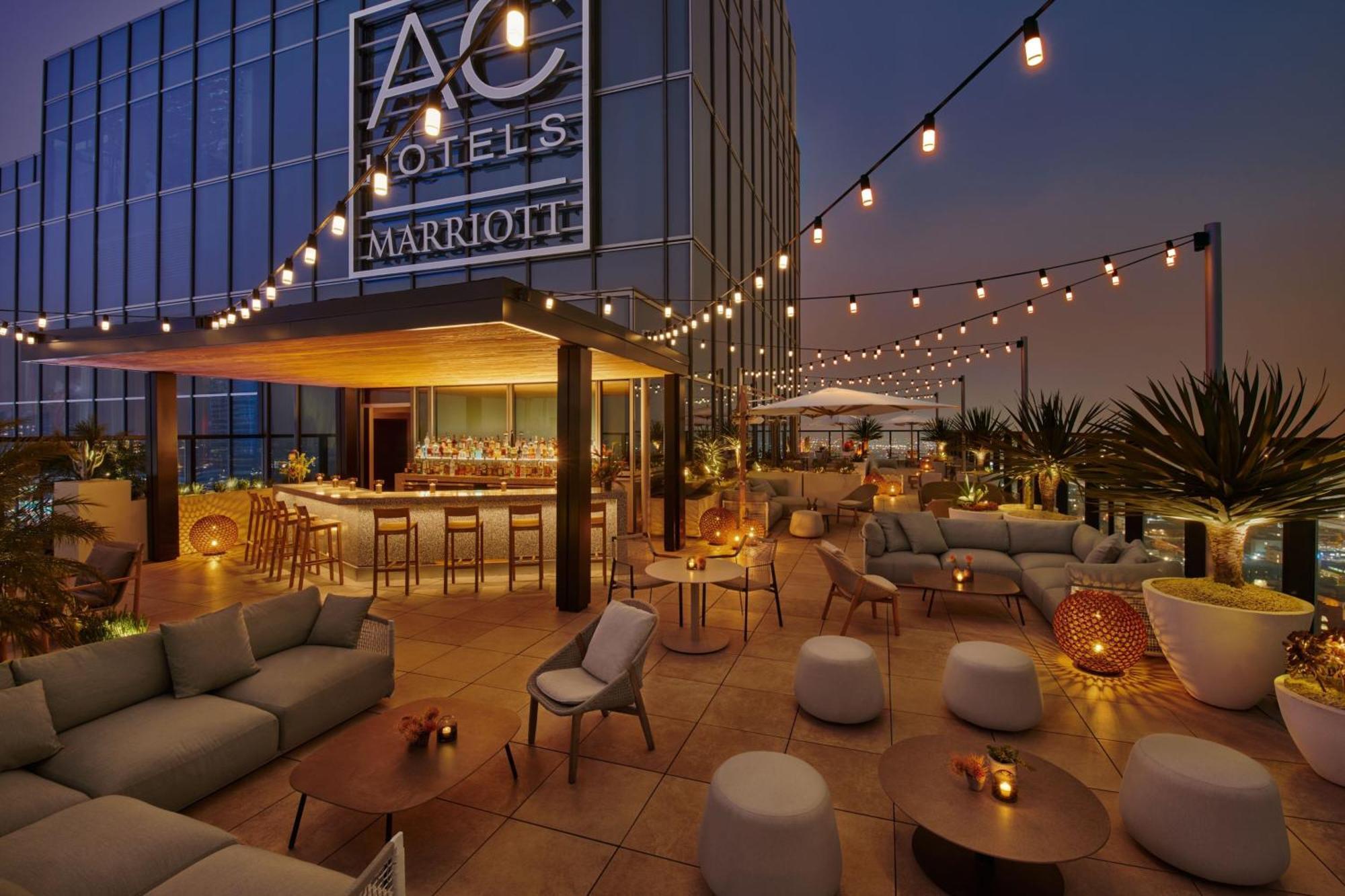 Ac Hotel By Marriott Downtown Лос Анджелис Екстериор снимка